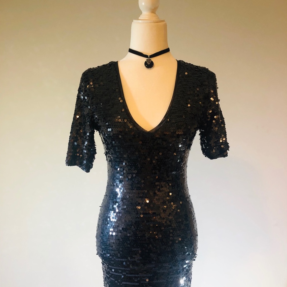 BCBGmaxazria Sequin dress size S-M